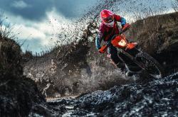 詹姆斯连续七场比赛得分超过刷新纪录，IG不断突破！比赛高潮迭起